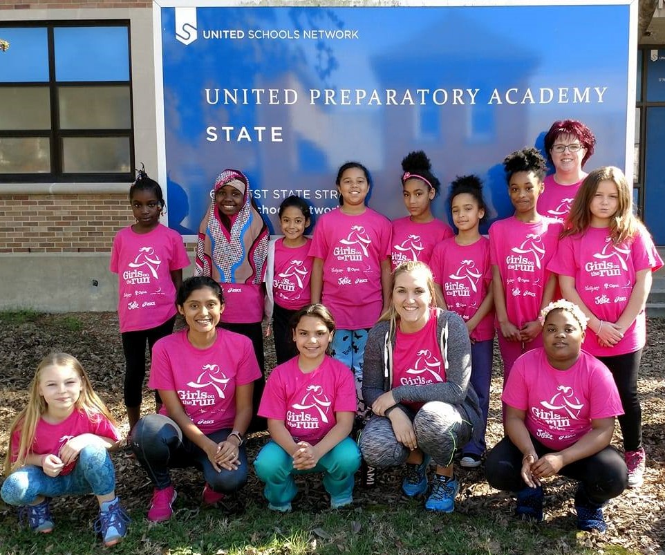 Tracy, her co-coaches and GOTR girls.
